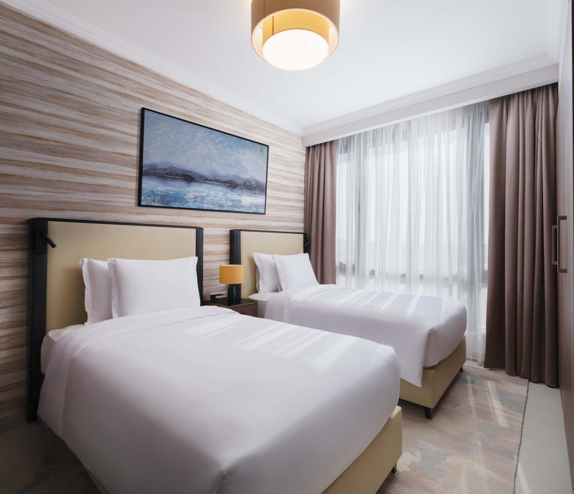 Doubletree By Hilton Muscat Qurum Mascate Exterior foto